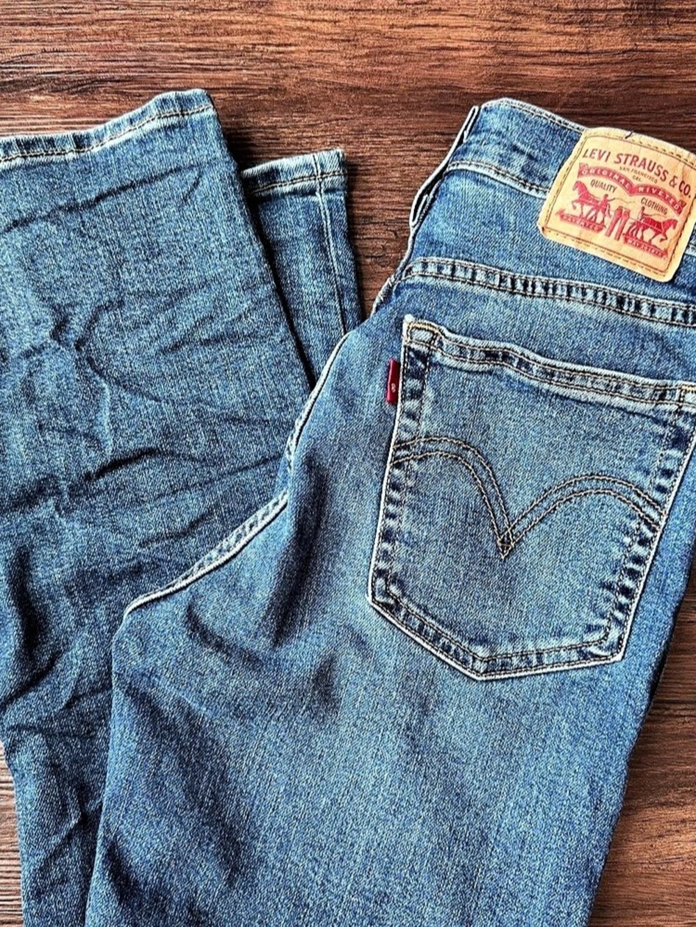 Levi's Jeans Wedgie Straight Leg Women's 26 Blue Medium Button Fly Stretch